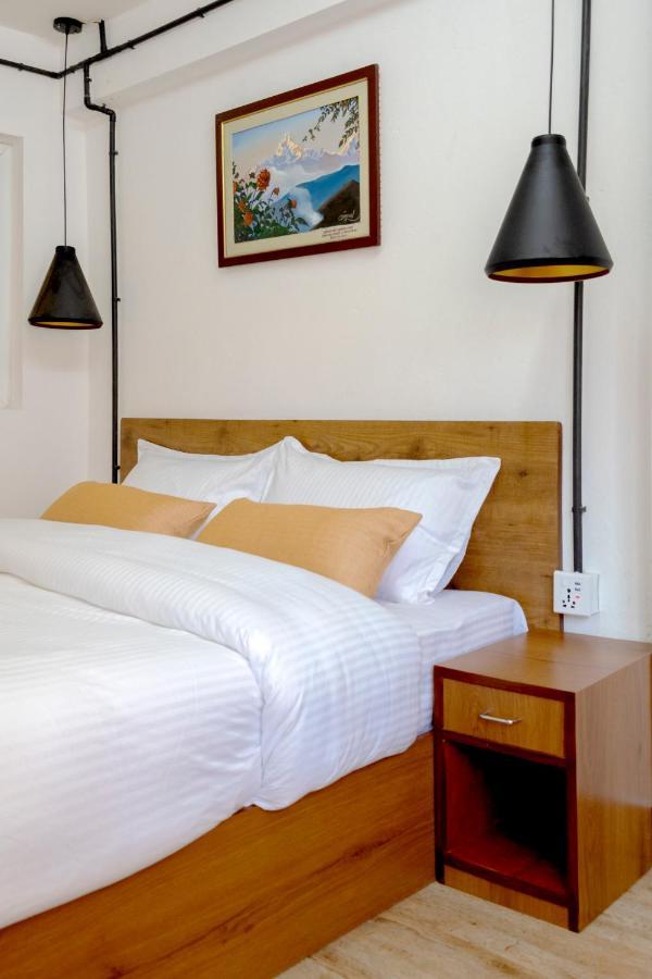 Nexus Inn- The Aparthotel Kathmandu Esterno foto