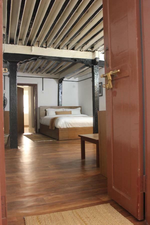 Nexus Inn- The Aparthotel Kathmandu Esterno foto