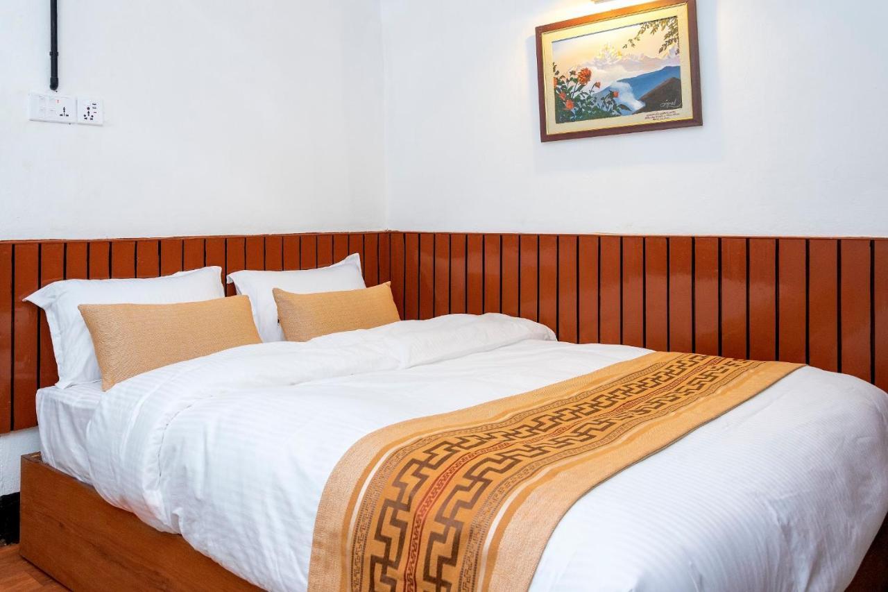 Nexus Inn- The Aparthotel Kathmandu Esterno foto